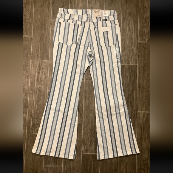 NEW Wrangler Retro Bailey High Rise Flare Jeans Womens 11/31x30 Blue Stripe - Picture 4 of 6